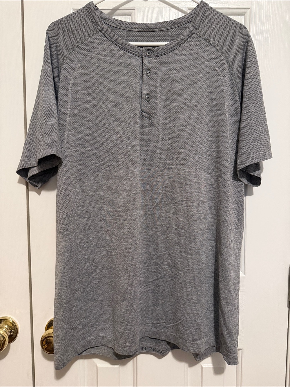 lululemon athletica Men's Heather Gray Short-Sleeve Henley